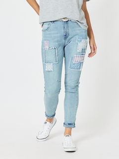 Threadz Taylor Patch Jeans-style-MCRAES