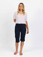 Vassalli Below Knee Slim Leg Pant