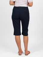 Vassalli Below Knee Slim Leg Pant