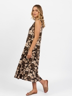 Vassalli Long Sleeveless Dress