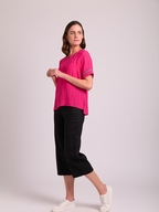 Oh Three Rib Trim Step Hem Top